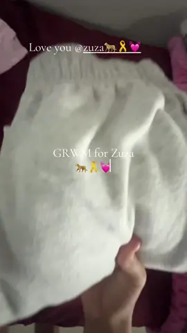 Hey sunnies pls wear pink to honor @zuza 🐆🎗️💓 love you so so so so much Zuza #aesthetic #fypシ゚viral #grwm #goodmorning #Zuza @byoma @Sol de Janeiro @e.l.f. Cosmetics 