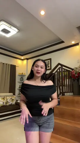 Must have off shoulder top#fyp #top 