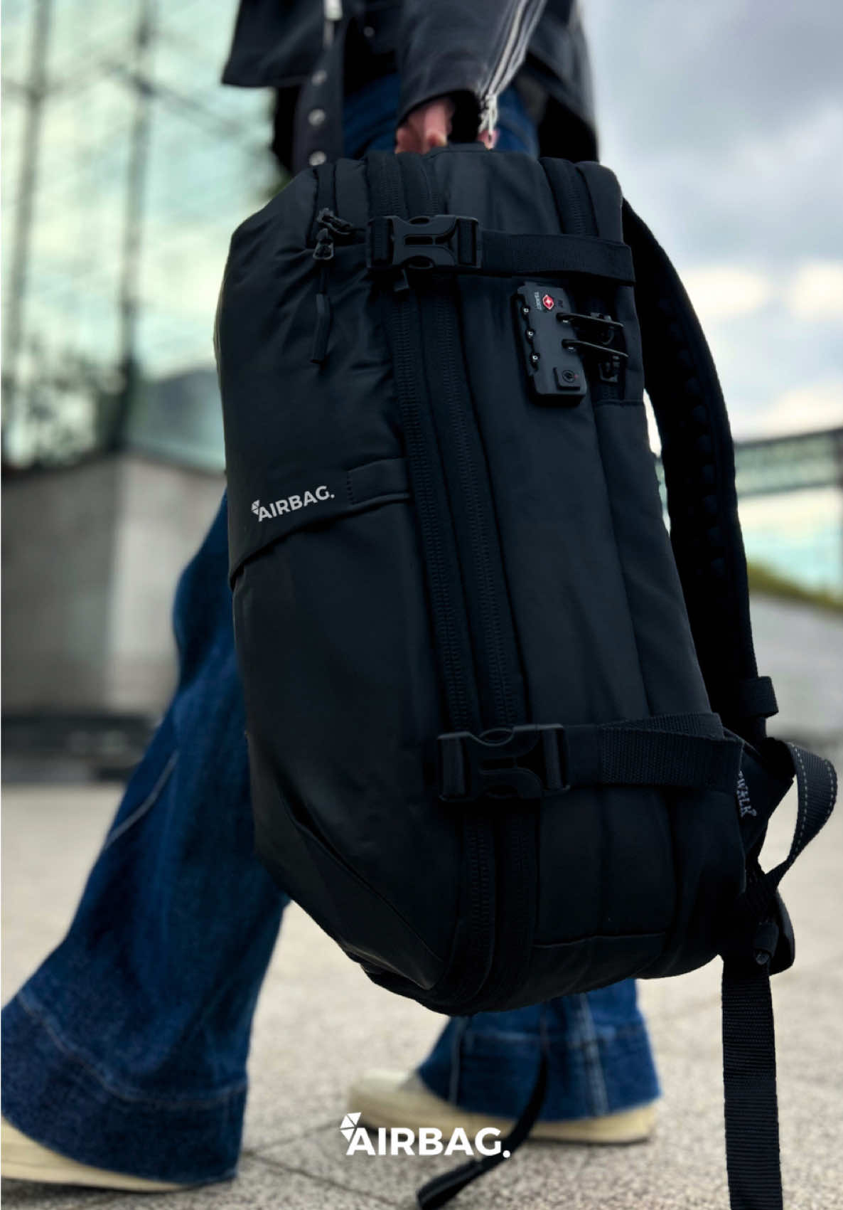 🔴OFFRE BLACK WEEK : lien officiel sur notre profil  Rangez, Aspirez, Voyagez sans dépasser les limites avec AIRBAG #voyage #airline #luggage 