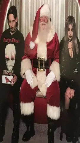 dare I say the best Christmas song #christmas #merrychristmas #alternative #goth #santa 