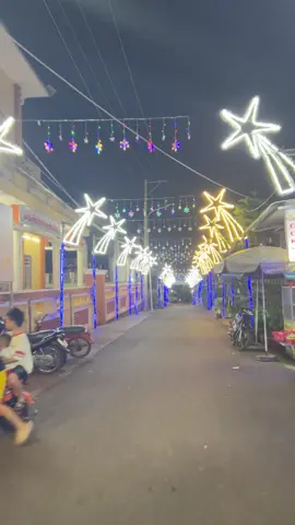 Giáo xứ mọi người đã lên đèn Giáng Sinh chưa ❄️❄️ #giangsinh2025 #conggiao #noel #conggiaovietnam #catholic 