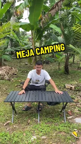 Korang kena ada satu meja macam ni. Boleh guna utk santai santai dekat pantai, kebun, waktu camping ataupun nak minum petang dekat rumah. . #mejalipat #mejacamping #mejaportable #campinggear #mejamakanminimalis 
