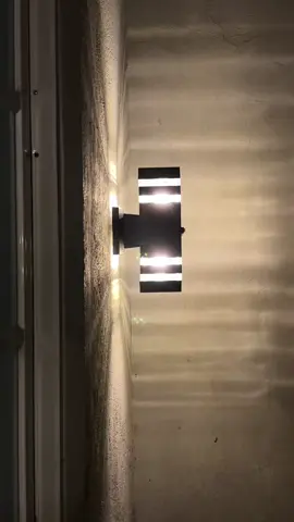 Minimalist outdoor led wall lamp #walllamp #outdoorwalllamp #outdoorlighting #minimalistlamp #ledlamp 