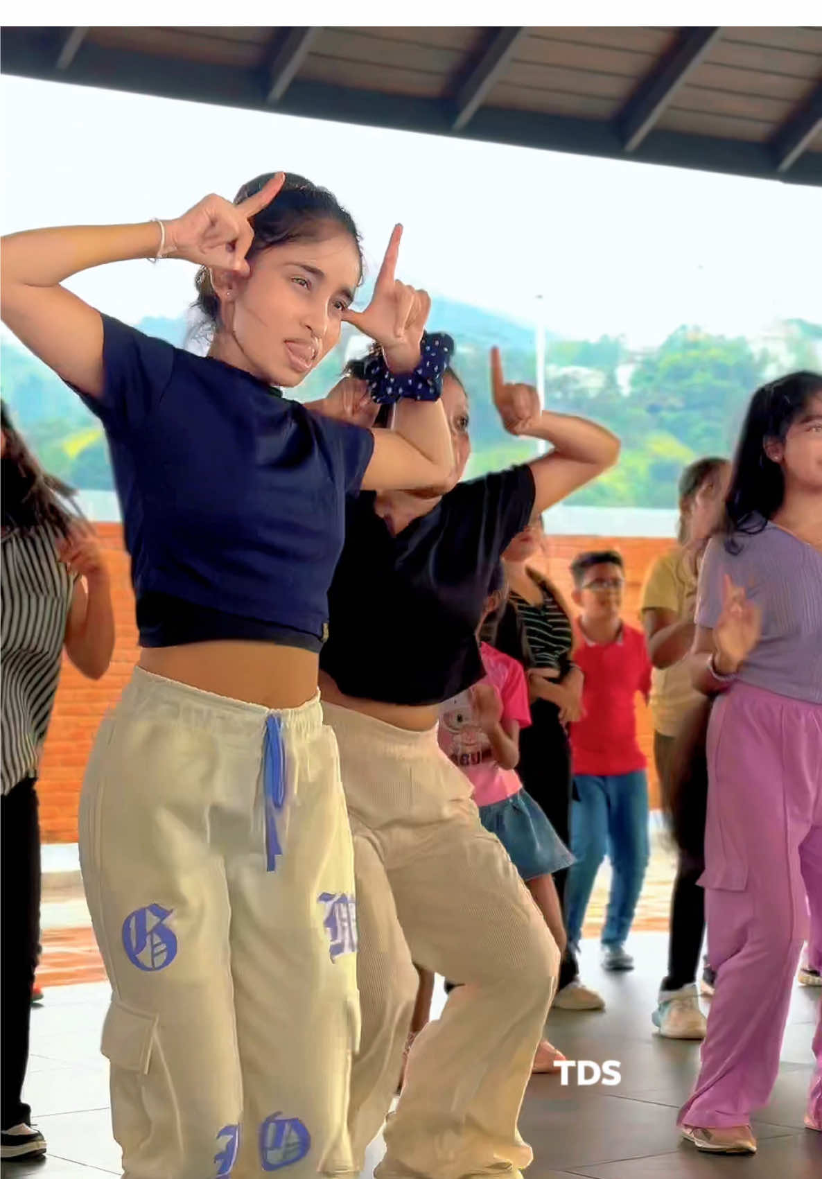 අම්බලමේ පිනා නටමුද🥰 DC-@Teev #teevdanceschool class details 0759723223 #teevofficial #viralvideo #dance #TDS 