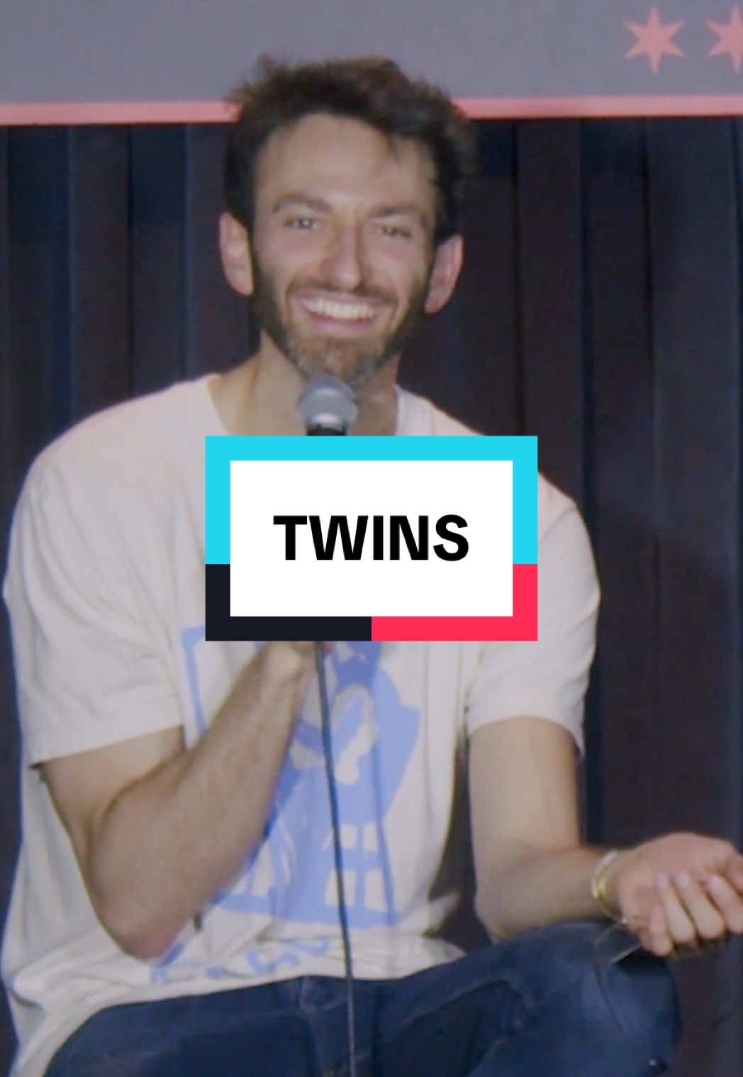 Testing out twin-tuition 👯‍♂️👯‍♂️🤣 #twins #standup #comedy #standupcomedy #crowdwork 