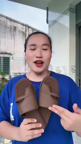 Dép lê phong cách Hàn quốc giá tốt quá ạ #dep #deple #deplephongcachhanquoc #stompion #xuhuong 