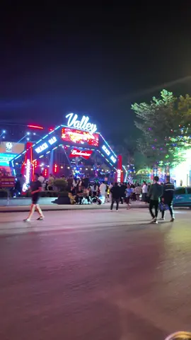 Bãi Cháy cuối tuần, #halong #baichay #valley 