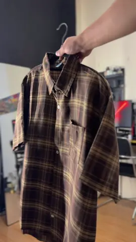 Lakas maka porma ng polo na ‘to. Maganda din quality mga bro. Solid! #poloshirt #polo #plaidpolo #plaidoutfits #OOTD 