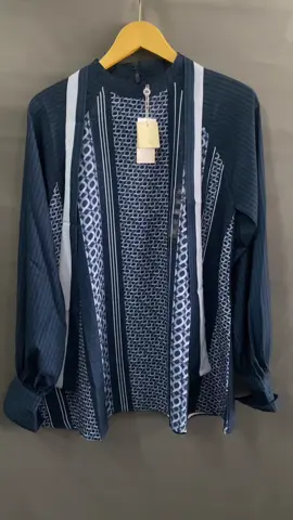 @wearingklambyofficial  #klamby #klambyfamily #atasan #atasanwanita #monogram 