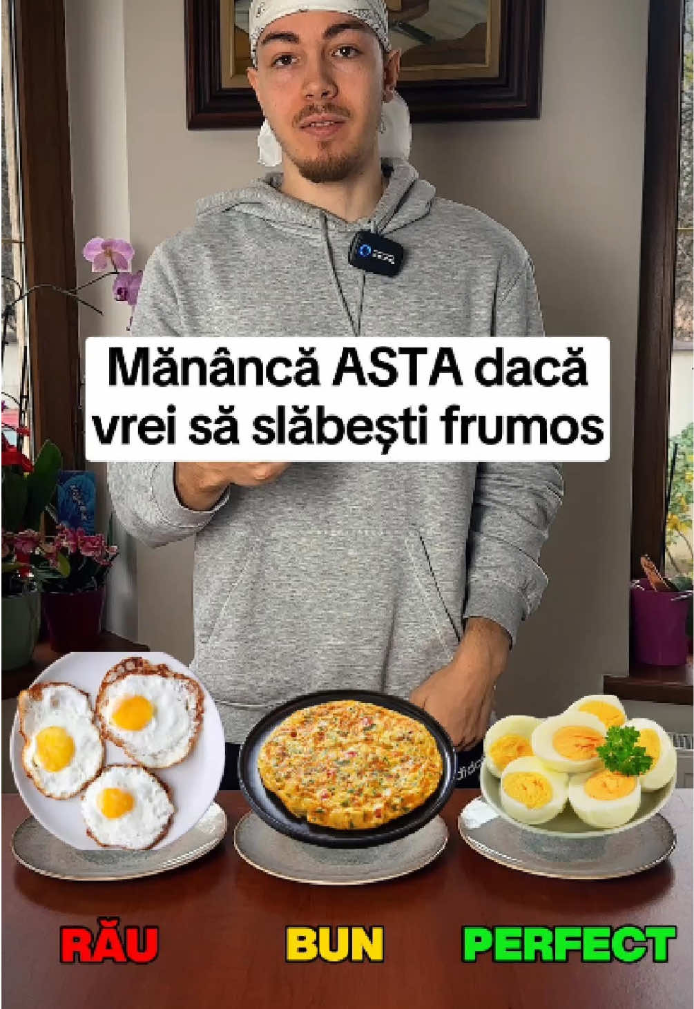 Mănâncă ASTA dacă vrei să SLĂBEȘTI frumos‼️ Ouăle prăjite sunt rele când slăbești Omleta e bună Ouăle fierte sunt perfecte Micii sunt răi la slăbit Ceafa de porc e bună Cotletul de porc e perfect Puiul crispy e rău la slăbit Pulpele de pui sunt bune Pieptul de pui e perfect Cartofii prăjiți sunt răi când slăbești Cartofii la cuptor sunt buni Cartofii fierți sunt perfecți Frappucino-urile sunt rele pentru slăbit Cappucino este bun Cafeaua neagră este perfectă ⚠️ Mare atenție! Singura modalitate de a slăbi este să fii în deficit caloric. Poți slăbi consumând ocazional orice tip de alimente, chiar și cele “rele”, atât timp cât ai control asupra caloriilor totale ingerate. Urmărește-l pe Matei dacă vrei să slăbești✅ #Fitness #slabire #slabiresanatoasa #mcdonalds #kfc 
