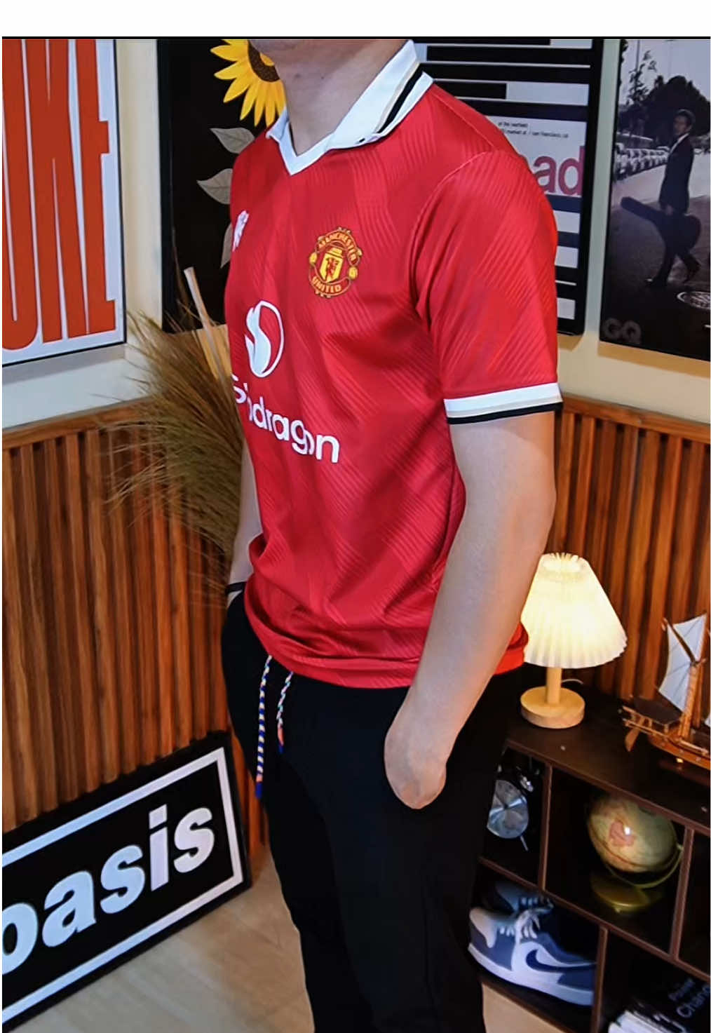 Jersey Vintage MU Snapdragon 🔥🔥🔥 #jersey #fyp #vintage #jerseybola #manchesterunited 