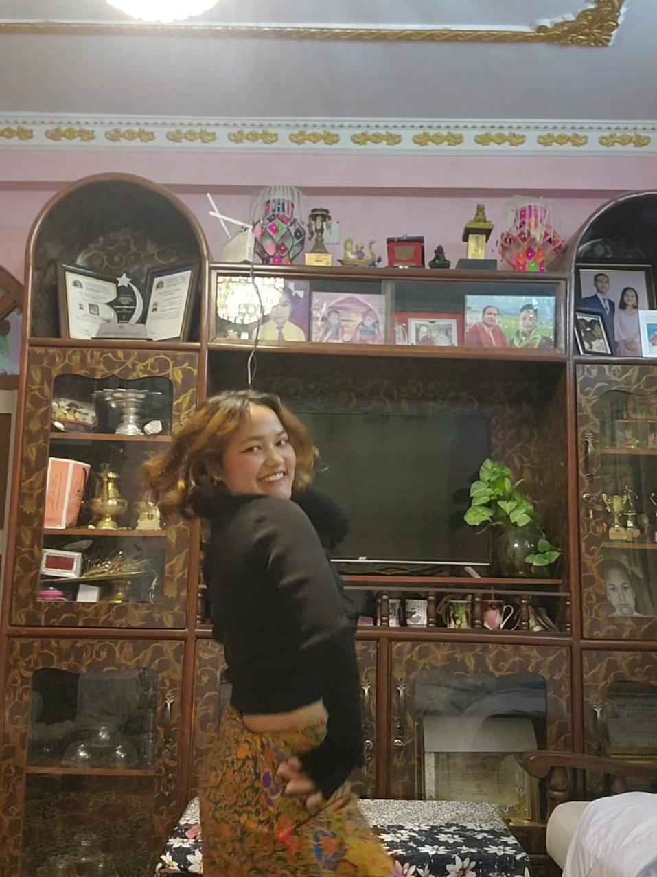 timroo tyo bolimaa  #fyp #dance #xyzabc #creatorsearchinsights #nepali 