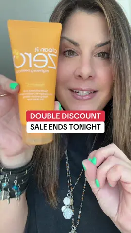 Banila Co Clean it Zero Brightening Peeling Gel Exfoliator #tiktokshopcreatorpicks #tiktokshopblackfriday #tiktokshopcybermonday #ttsbeautybesties #SuperBrandDayBFCM   *Final Price / Shipping / Coupons / Discounts may differ based on your TikTok account, available coupons, and current promotions. Always refer to product listing for up-to-date offers. 