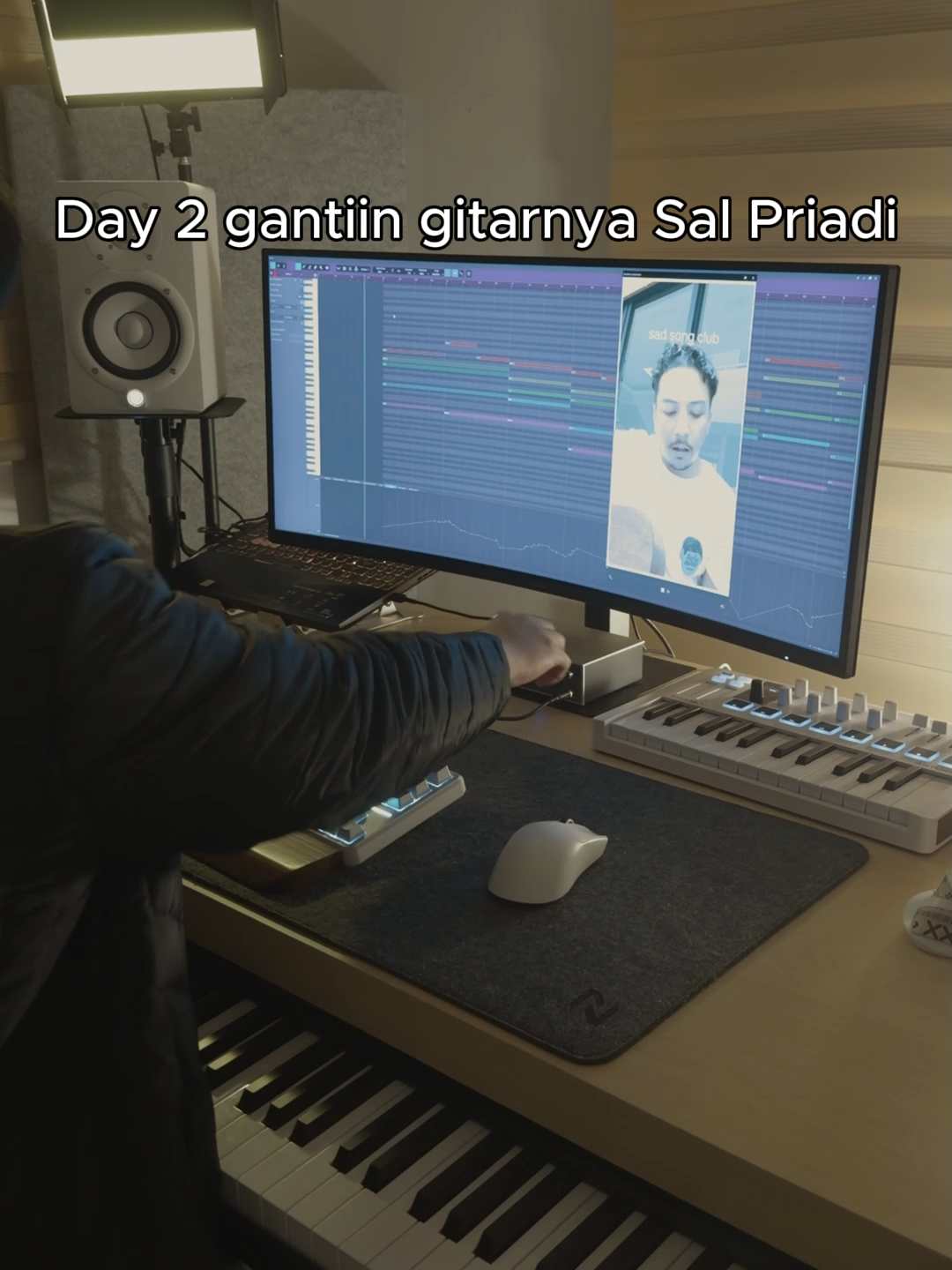 Iziiiin mas @salpriadi_ warga tiktok banyak yg kangen gitarnya mas Sal 😔🙏