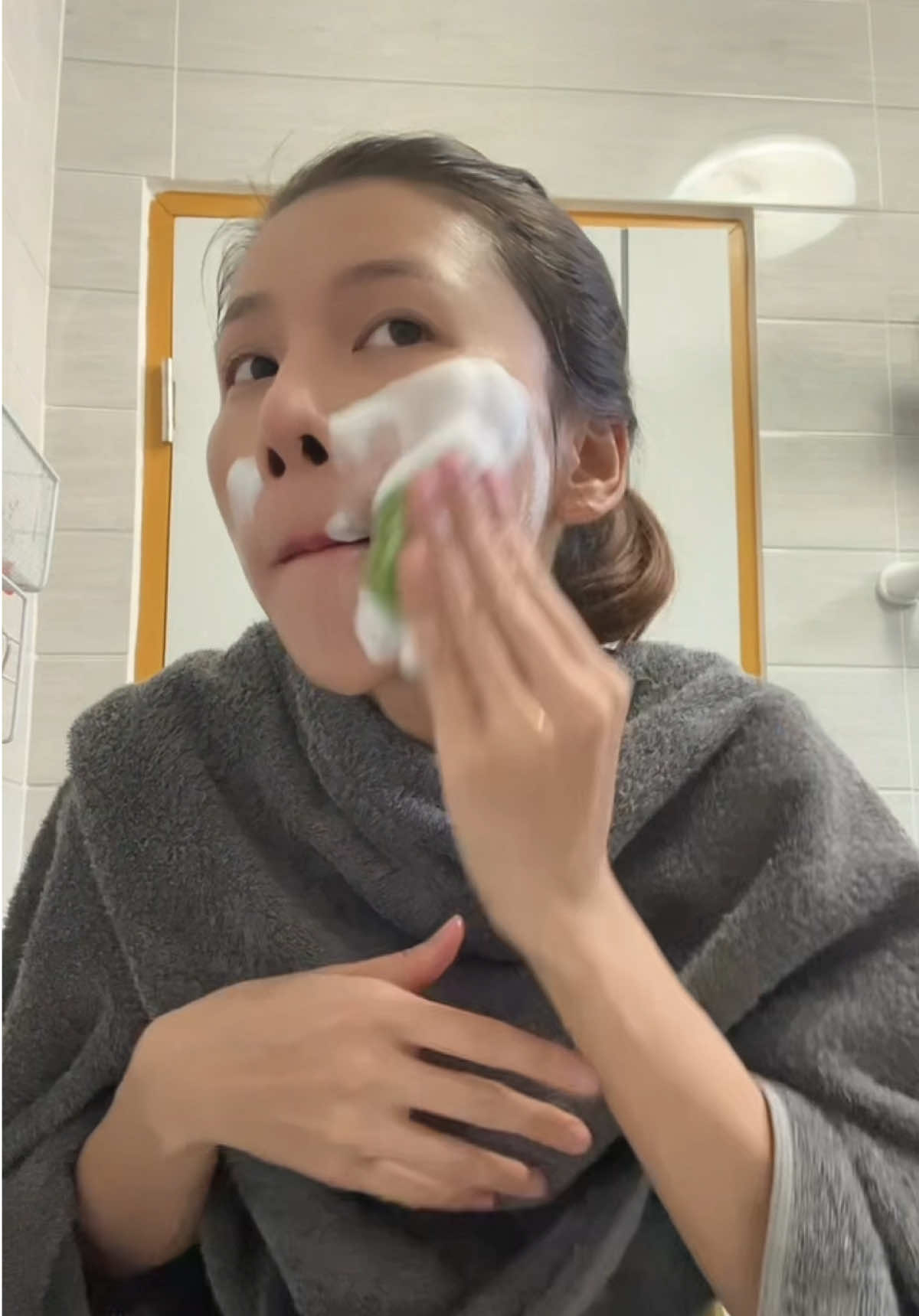 กูอยากให้พวกมึงได้ลองมาก  #ฟองน้ําล้างหน้า #ล้างหน้า #รีวิวบิวตี้ #ปอเปิ้ลชอบรีวิว 