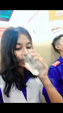 mone hoy valobasa... #fyppppppppppppppppppppppp #foryou #viral #tohidulfaruk 