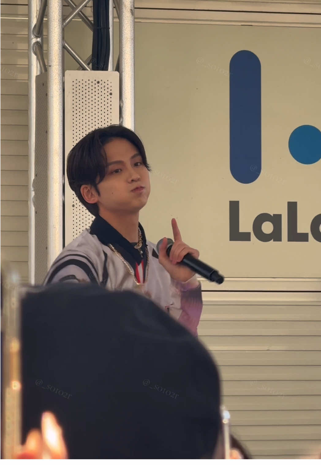 2025.11.15 Gooey 撮可 REI チッケム ONE N ONLY メジャー1stアルバム 『AMAZONIA』リリースイベント リリイベ 愛知 ららぽーと名古屋みなとアクルス 屋外イベントスペース デカゴン 永玖さんのアクセサリー取れた時のれいちゃんがかわいいので見てください( ；꒳​； )💕💕 #onenonly #ワンエンリリイベ #Gooey #REI #ワンエン @ONE N' ONLY/ワンエンオンリー 