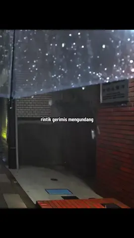 kerasa banget vibes hujan nya #xyzbca #lyrics #foryoupage 