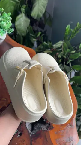 Dép sandal #viral #depsandal #sandal #depsandalnu #myoutfit #xuhuong #thoitrang #xuhuongtiktok #xh #giaydepthoitrang 