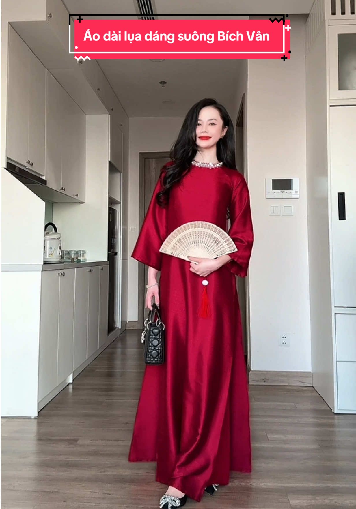 Chiếc áo dài đơn giản mà xinh lắm nha #aodaicachtan #aodaisuong #aodaitet #aodaidep #aodai 