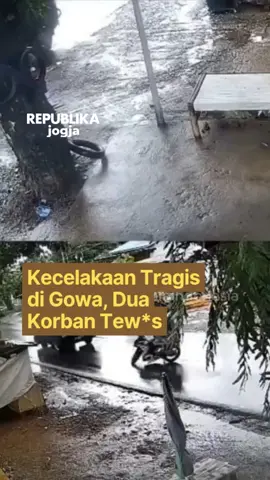 Sebuah mobil pikap menabrak pengendara motor yang ditumpangi satu keluarga di Jalan Poros Malino, Kabupaten Gowa, pada Jumat (14/11/2025) sekitar pukul 07.30 WITA. Benturan keras itu menewaskan AD (41) dan anaknya NA (11), sementara sang istri NO (38) mengalami luka serius di wajah dan kaki. Polisi menyebut sopir pikap berada dalam keadaan mabuk saat kejadian, namun ia tidak mengalami luka dan langsung diamankan untuk pemeriksaan lebih lanjut. Petugas kini tengah melakukan penyelidikan mendalam terkait penyebab kecelakaan serta dugaan kelalaian pengemudi pikap. Editor: Dian Astri Nataliya #Gowa #KecelakaanGowa #KecelakaanLaluLintas #BeritaSulsel #KecelakaanMotor #PikapMabuk #TragediJalanan #BeritaHarian #InfoSulsel 
