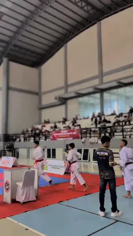 masih ada cintanyaa🥈 #pialambahkung #karateathlete #foryoupage #fypシ 