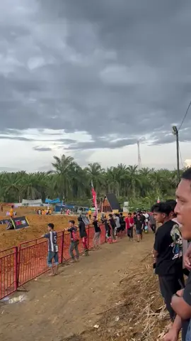 penyisihan rbt 4tak lokal riau non pro, posisi 5,semoga bsk bisa lebih maksimal lagi#jmrteam #gtxriau #rbtriau5tpmenyala🔥 #rac #sirkuitlubisbrothermxteam 