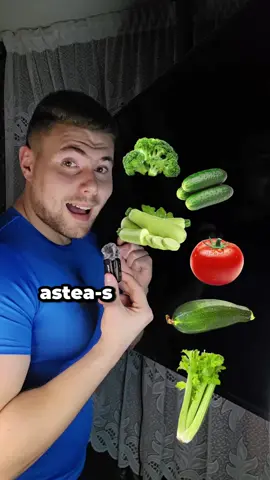 Dulciuri care nu te îngrașă, fructe cât vrei și antrenorul perfect pentru tine 😍 Vrei să fii tonifiata și în formă?  Urmărește-mă pentru tips & tricks de fitness și nutriție! #sanatate #health #Fitness #fitlife #pt 