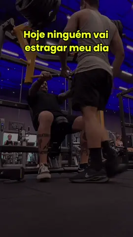 🫠😅🙏 #Academia #humor #personaltrainer #hipertrofia #treino  