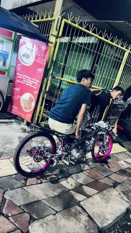 #crmmoct #fypシ #viraltiktok #dragrace #viralvideo 