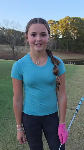 Bet you've never seen this before!!! #birdiebristol #girlgolf #nodaysoff #tooeasy #golfvideos @Uneekor Golf @brucebolt.us @BRUCE BOLT GOLF 