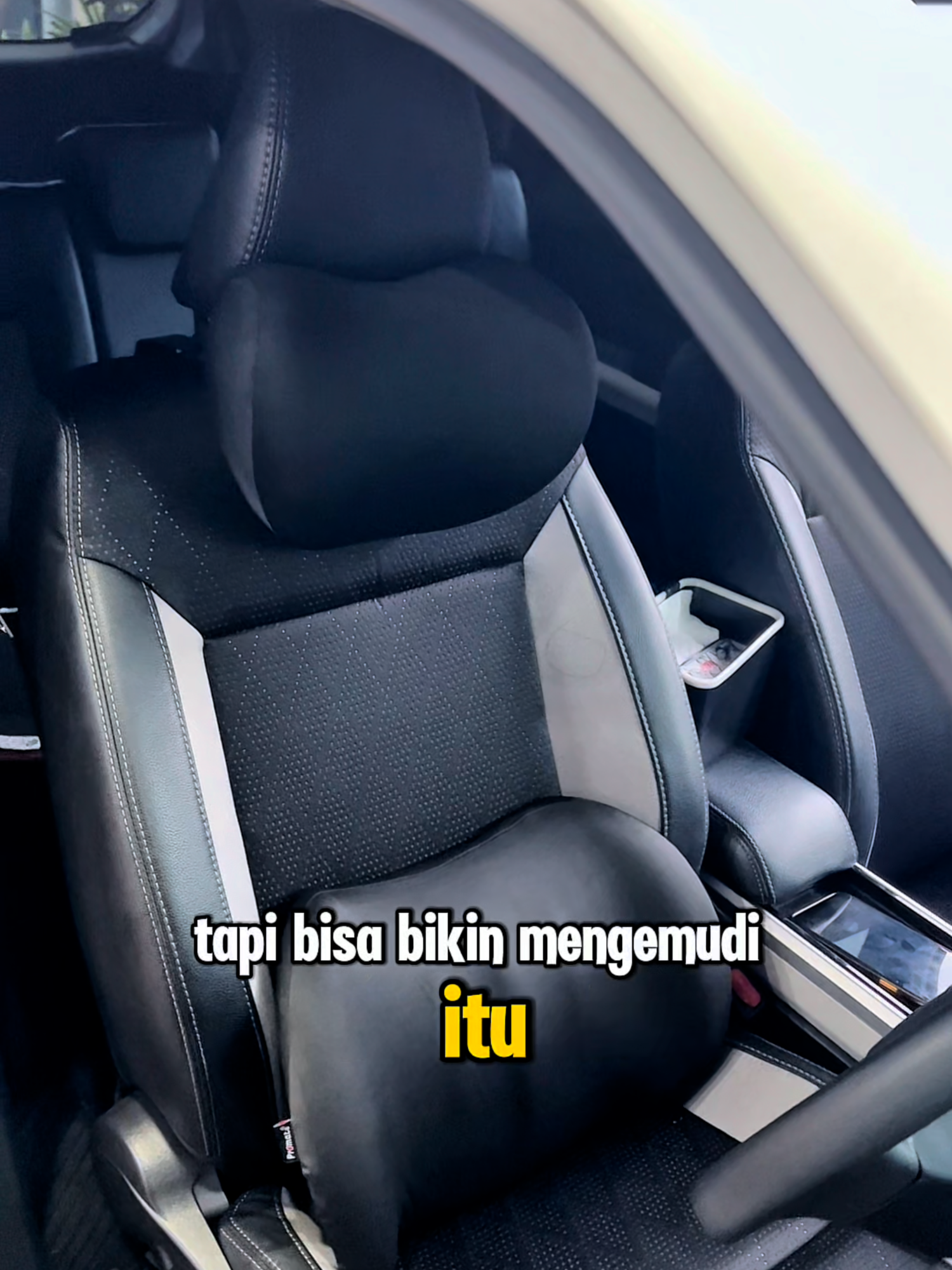 Dapatkan 1 set bantal mobil universal super empuk dari promate yang dapat menambah kenyamanan dalam berkendara yang terbuat dari bahan memory foam ada 4 pilihan warnanya, Checkout harga promonya sekarang untuk bantal mobilnya #fyp #bantalmobil #carpillow #super #mewah #promateid #hargapromo #promoguncang1111 #aksessorismobil #diskontiktokshop #rekomendasi #interiormobil #belilokal #universal #gilagilajualan #bantalleher #bantalpinggang #bantalsandaran #memoryfoam