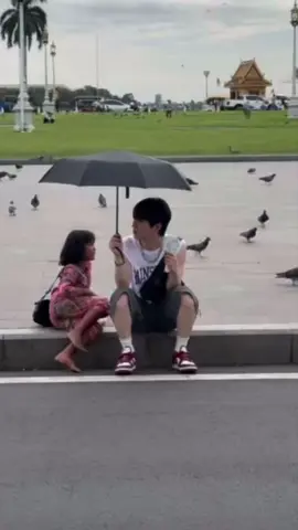 My លោកឧកញ៉ាអៀន😭🫶🏻 Video from @Nhaa YunDo JJ 💙#E_aN #엔카이브 #NCHIVE #NCV #camsave 