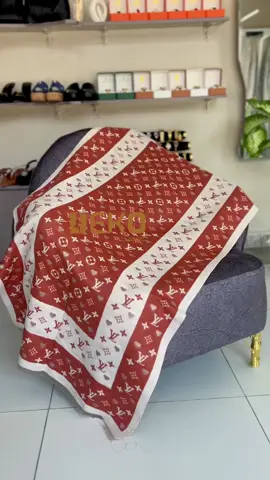 Colars iyo desings kale ayaan idiinka keenay. #newcollection #shaal #dekoclassic #somalitiktok #muqdishotiktok🇸🇴🇸🇴❤ @Ramla ahmed🇸🇴♥️ @fatuushqurux26 @Deka kasim @Mawado _Maayo 👯🇸🇴❤️ @Gobaad Decor @diracxariir1 