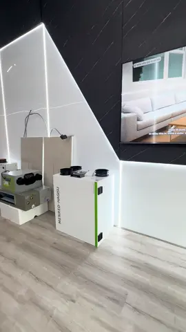 Máy cấp gió tươi - hút ẩm - lọc không khí G2, lưu lượng cấp khí sạch 500m3/h, công suất hút ẩm 60-80L/ ngày.