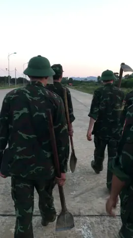 Buổi chiều chill chill của các chua bộ đội BBCD #quandoinhandanvietnam #chubodoi #mieumon #bodoivietnam❤ #xuhuong 