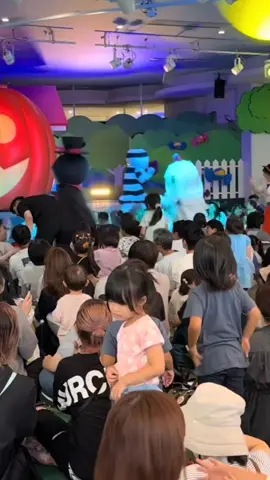 アンパンマンショーの最中にパパ同士のケンカが勃発 横浜アンパンマンミュージアム