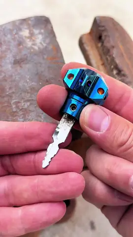 Who wants one?#keyhead #key #keys #gadget #DIY 