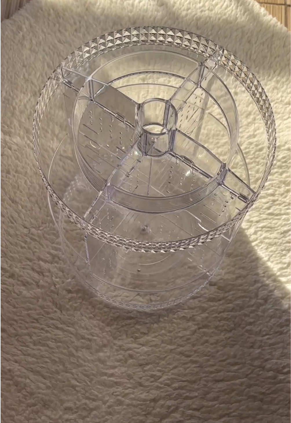 Say goodbye to the mess and hello to organized glam💄🤍 Discount code: Bassanti1 / Bassanti2 @noonegypt  #noonegypt #organizer #makeuporganizer #unboxing #fyp 