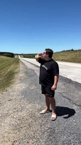 Pasamos genial en Paysandu !!! Muy cansados por el viaje porqué fue uno de los trayectos más largos !!!  Muchas gracias a toda la gente que se arrimó con regalos y a acompañar, a los pibes de @moto_shop_paysandu por prestarnos el lugar y a @saperepdu por el tremendo postre que nos hicieron !!!  Y @_santaclara.uy que nos manda estos tremendos pulpones que lo único que tienen comentarios positivos!!!  #carne #asado #viral #chorizo #vacio 