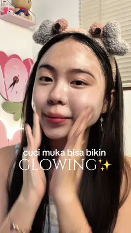 glowing seketika cuma pake Royal Glow Foam Cleanser dari Hanna Glow😻💋 #skincareroutine #viral #foryoupage #fyp #hannaglow 