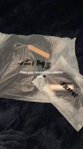 Love love loveee they fit like a glove @SKIMS #fypシ #haul #sale #skims 