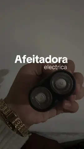 🧔🏻‍♂️🪒Consiente a tu boy con esta afeitadora eléctrica portátil si tamaño es ideal para llevar a todos lados cuando la necesite#fyp #buenfinentiktokshop #boy #afeitar 