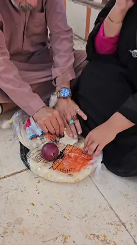 البنت مش عايشه عيشه قالها