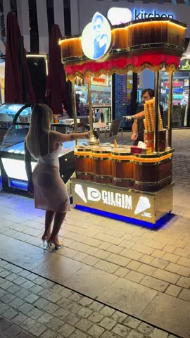 #dubai🇦🇪 #çilgındondurmaci #türkiyem🇹🇷🇹🇷🇹🇷 