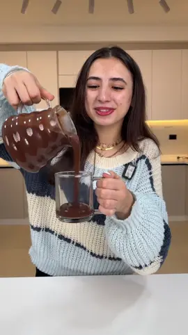 أطيب هوت شوكليت  ولا تنسوا تصوتولي #الشيف_رنيم_الزبيدي #chef_raneem #الشيف_رنيم 