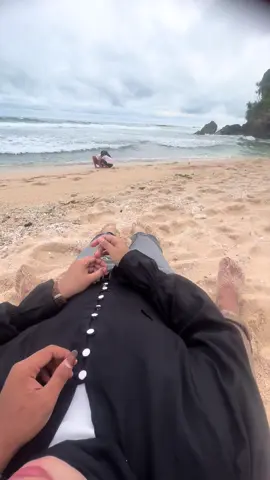 Aku kamu dan samudra🥰🌊#pantai#trend#barengayang🤍 