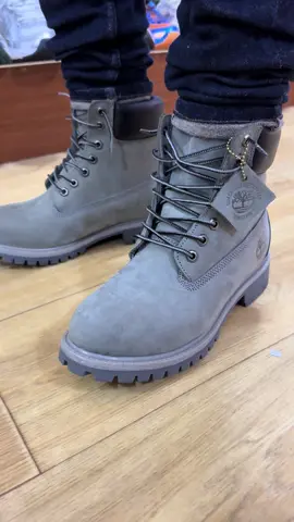 Timberland original diaponible  ☎️+221776369382 #videovirales #pourtoi #fyp #wallyseckofficiel #senegalaise_tik_tok 