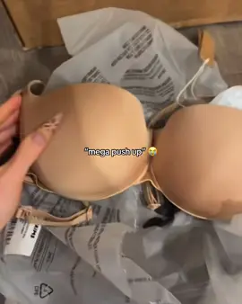 LOLL #kalogerassisters #fyp #foryoupage #viral #blowup - @sundaykalogeras  @Eliana Kalogeras @demitrakalogeras 