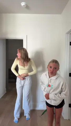 Woooo tannggg #wootang #dance #sisters #fyp #xyzbca 